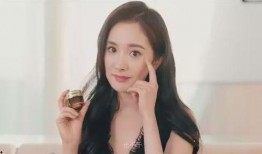 杨幂爆料新代言视频,揭秘时尚潮流新趋势！